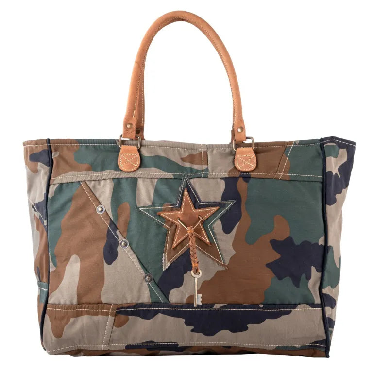 Trendy Camouflage Weekender Bag