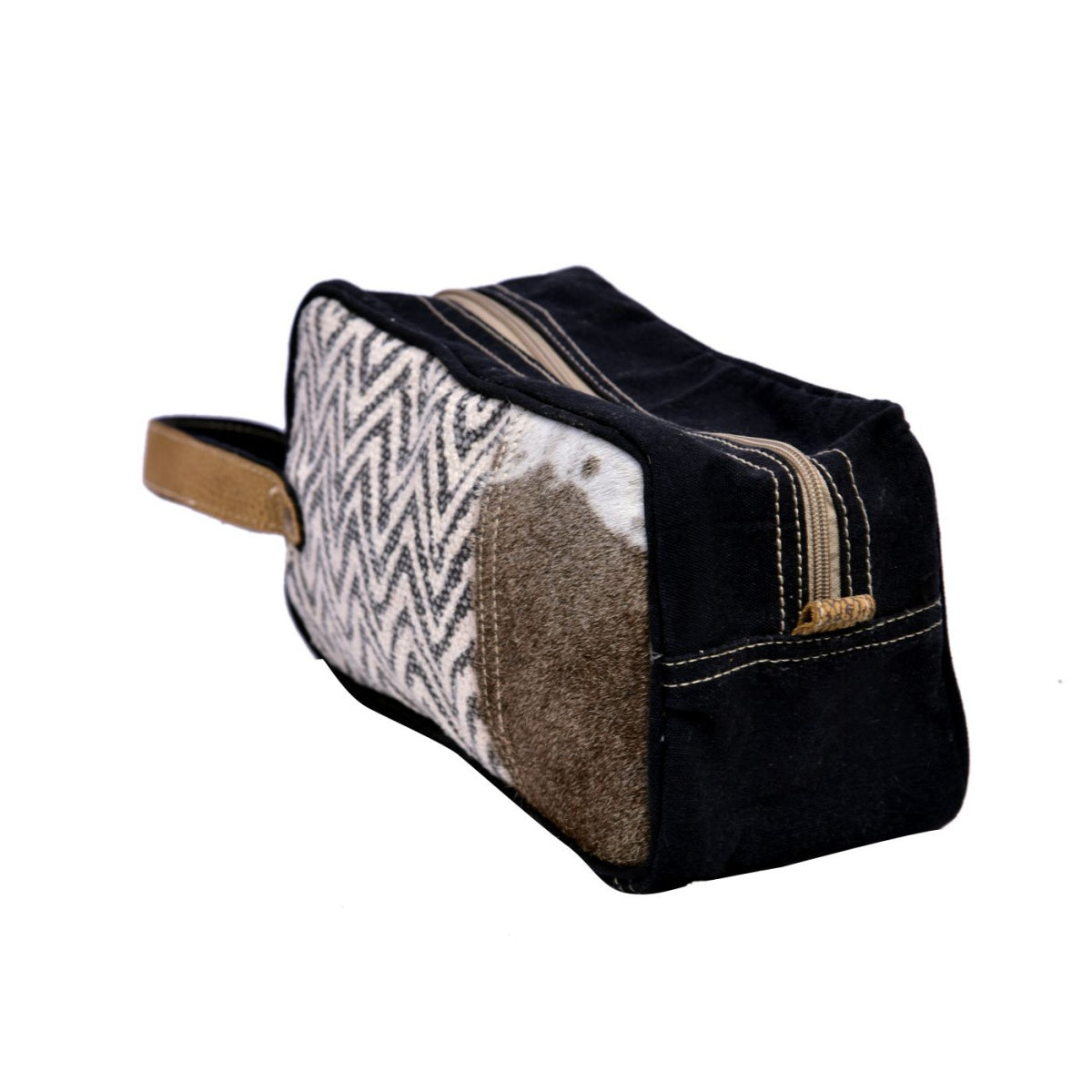 Zigzag Rug With Hairon Shaving Kit