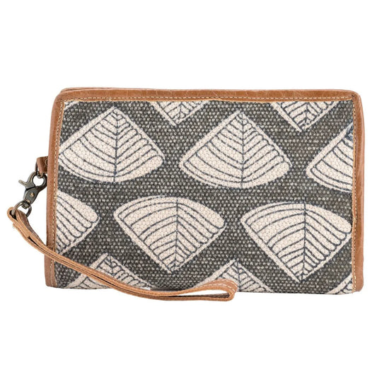 Minimalistic Small Clutch