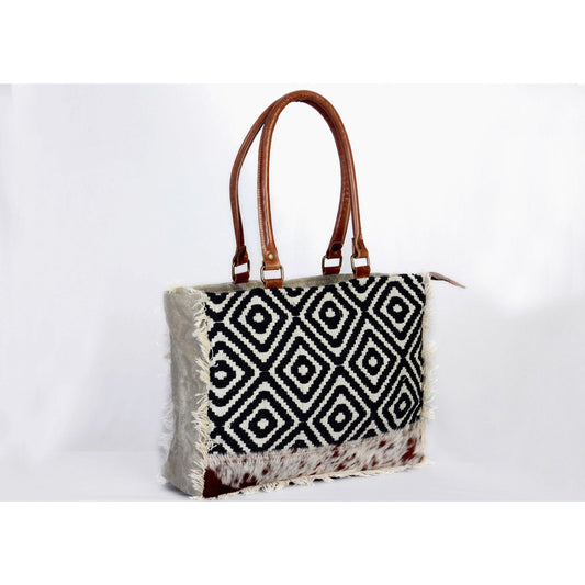 Vibrant Black Handbag
