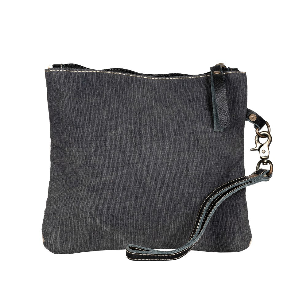 Sawyer Pouch