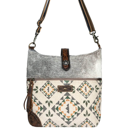 Amul Shoulder Bag