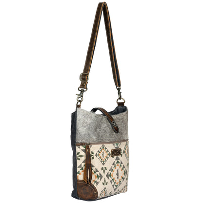 Amul Shoulder Bag