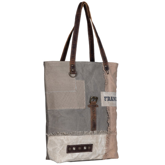 Wren Tote Bag