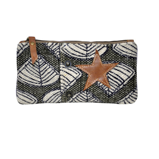 Black Rug with Star Clutch