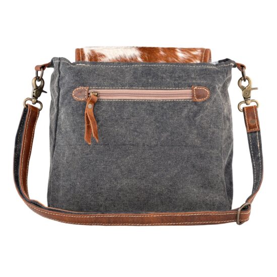 Classic Caramel Shoulder Bag - Image 5
