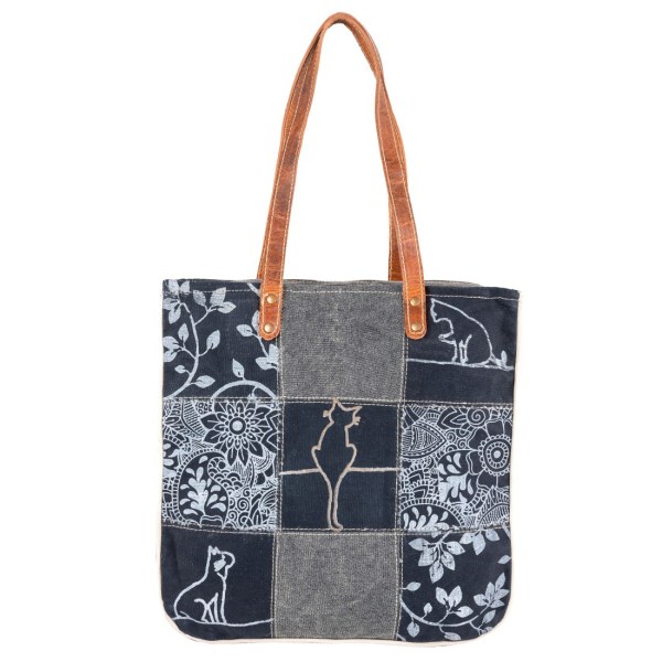 1198-1-1.jpg Caturday Tote Bag - Image 1