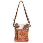 Robbie Crossbody