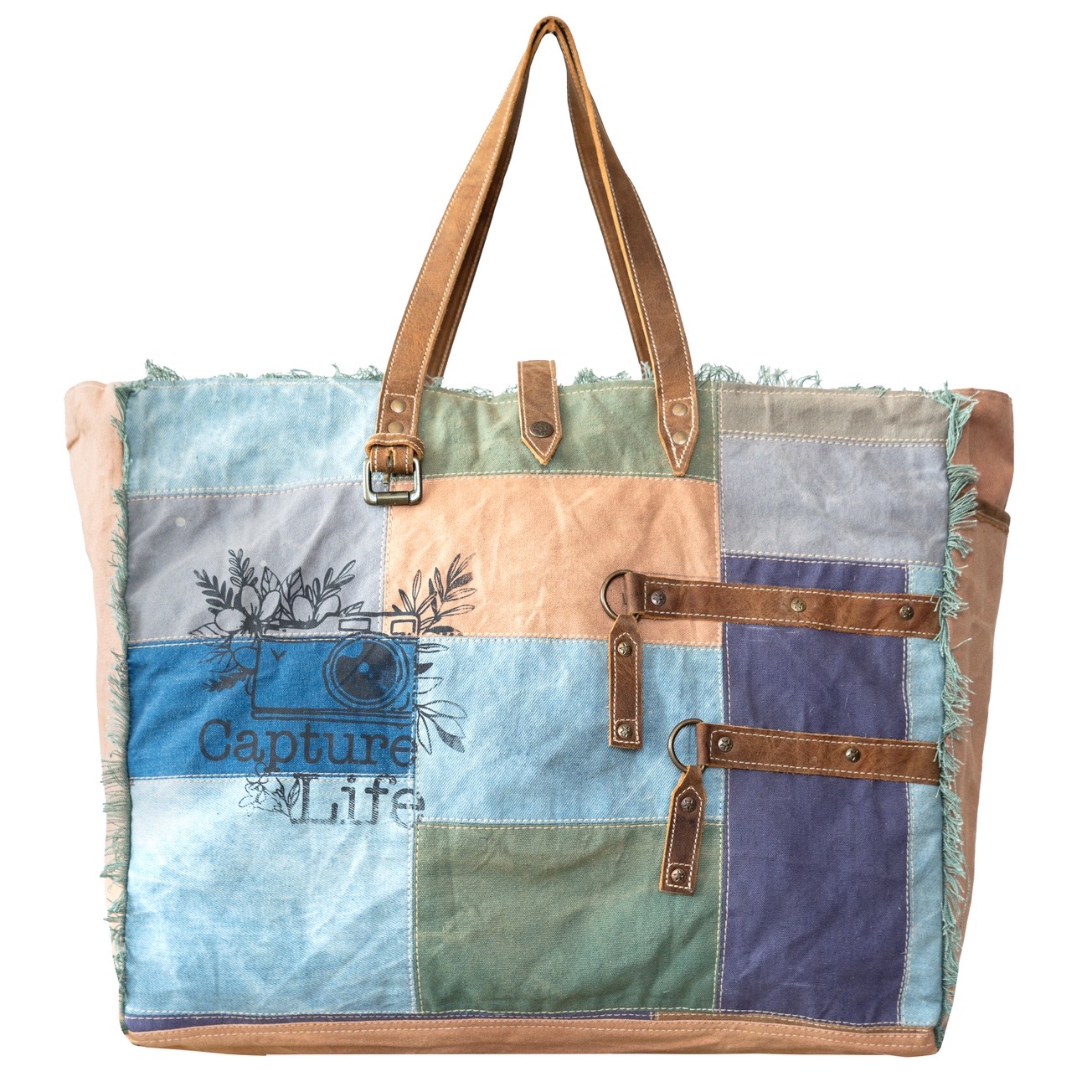 221D537C-507C-40D8-AD1B-170FA8D17594.jpeg The Moment Weekender Bag - Image 1