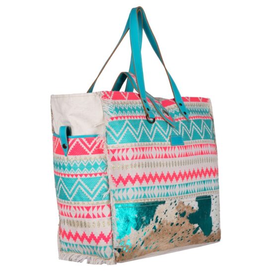 Ressa Weekender Bag - Image 2
