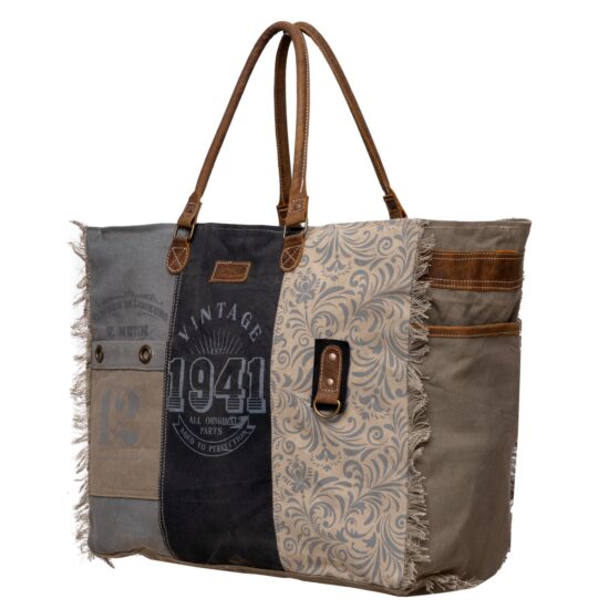 Elora Weekender Bag - Image 2