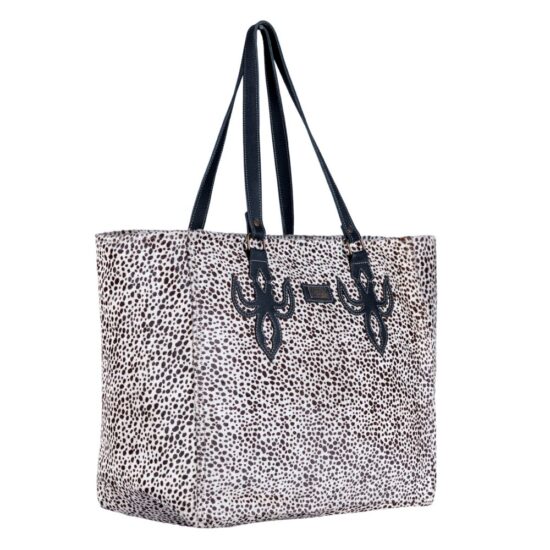 Arlisse Weekender Bag - Image 2