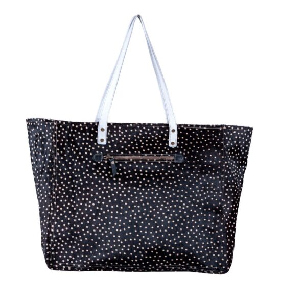 Rustic Beauty Weekender Bag - Image 3