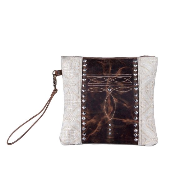 Zoya Pouch
