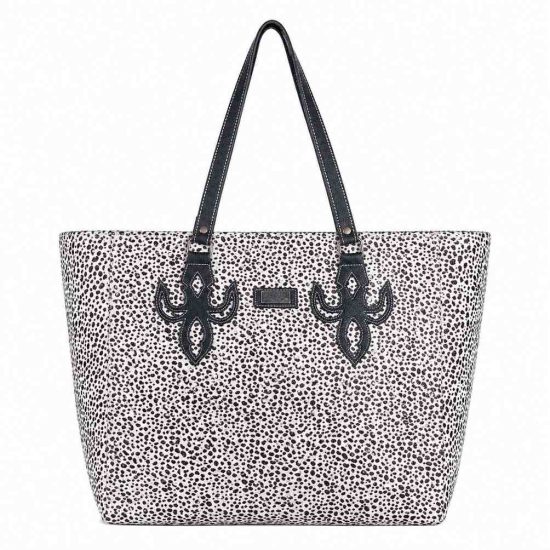 Arlisse Weekender Bag